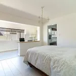Studio Garden Cottage, Camps Bay
