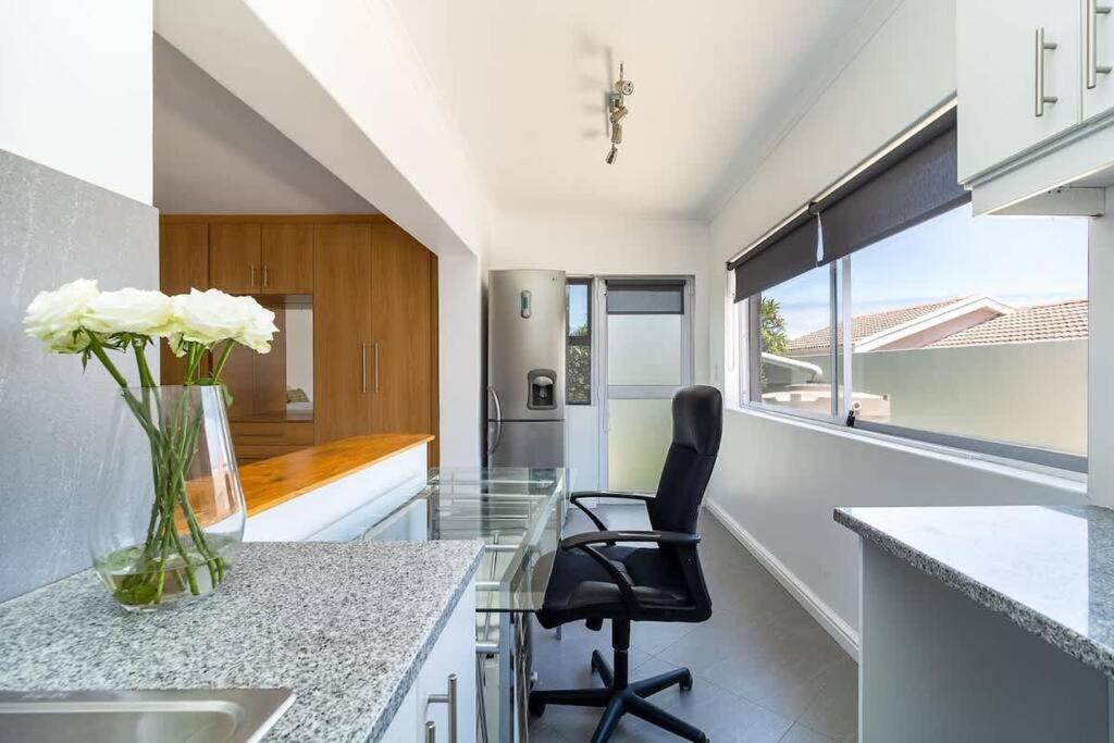 Garden Cottage, Camps Bay *