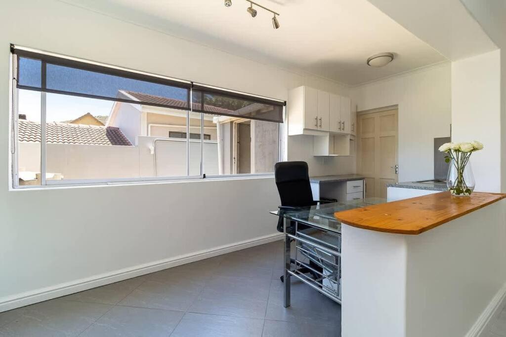 Apartment Garden Cottage, Camps Bay Cape Town